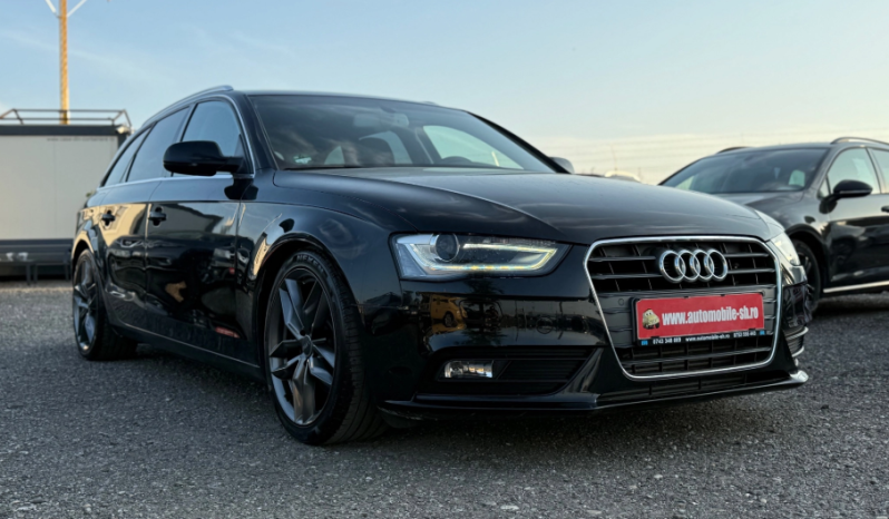 
								Audi A4 Avant 2.0 TDI DPF multitronic S line Sportpaket full									
