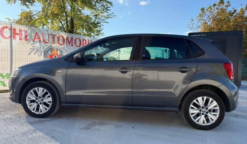 
								Volkswagen Polo 2013, 1.2 benzină, 12 luni Garantie, și în = RATE = full									