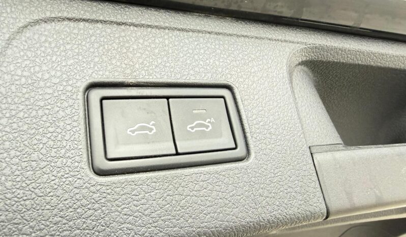 
								Vw Passat B8 Virtual Cockpit 2017, 2.0 Diesel, 190CP full									