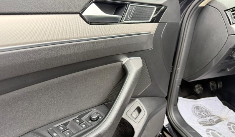 
								Vw Passat B8 Virtual Cockpit 2017, 2.0 Diesel, 190CP full									