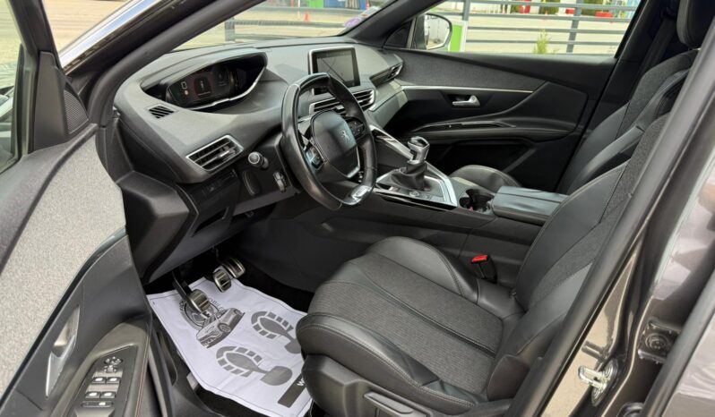 
								Peugeot 3008 GT-Line, 2018, 1.2 Benzina full									