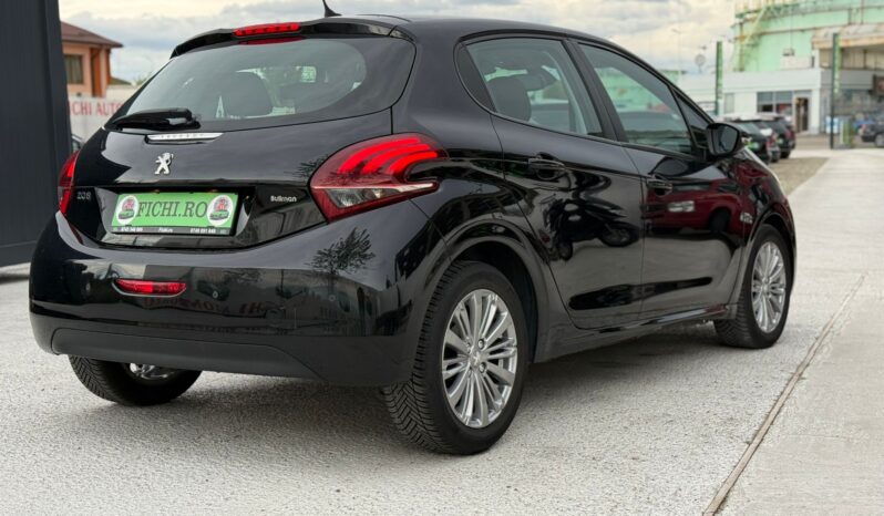 
								Peugeot 208 2019, 1.2 Benzina full									