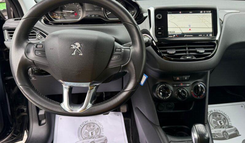 
								Peugeot 208 2019, 1.2 Benzina full									