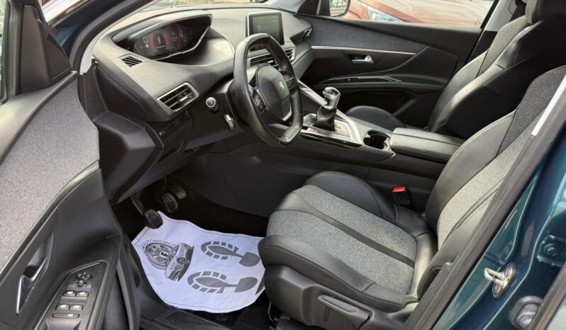 
								Peugeot 5008, 1.5 Diesel full									
