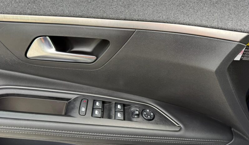 
								Peugeot 5008, 1.5 Diesel full									