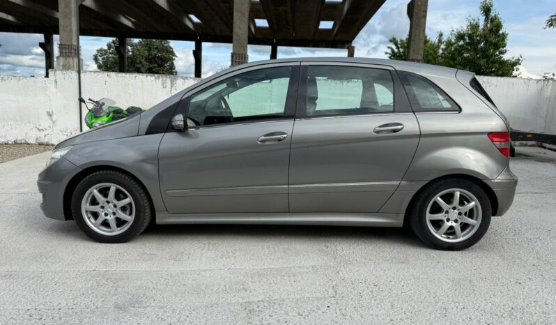 
								Mercedes B200 2007, 2.0 Diesel full									