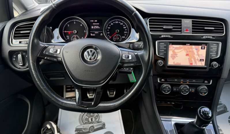 
								Vw Golf VII 2017, 1.6 Diesel full									